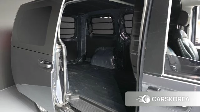 Hyundai Staria 2021 Серый из Кореи, фото 3