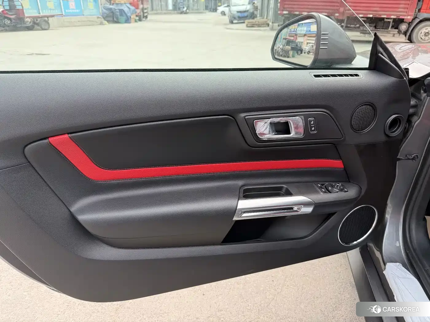 Ford Mustang 2026 Silver/gray из Китая, фото 3