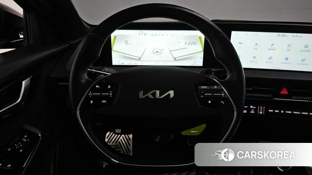 Kia EV6 2023 Черный из Кореи, фото 3