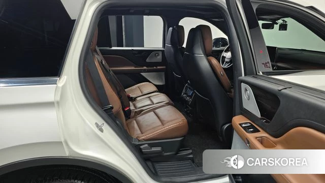 Lincoln Aviator 2nd generation 2020 Белый из Кореи, фото 3