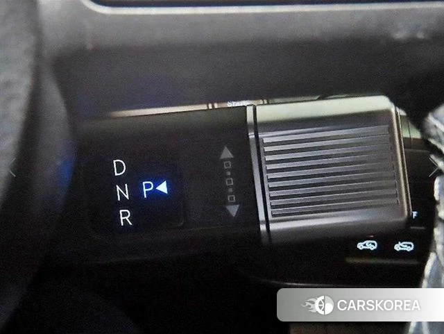 Hyundai Kona (SX2) 2024 Серый из Кореи, фото 3