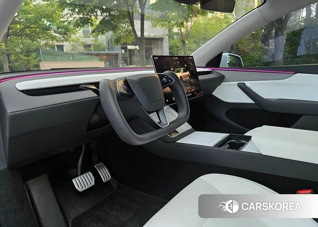 Tesla Model Y 2025 Белый из Кореи, фото 3