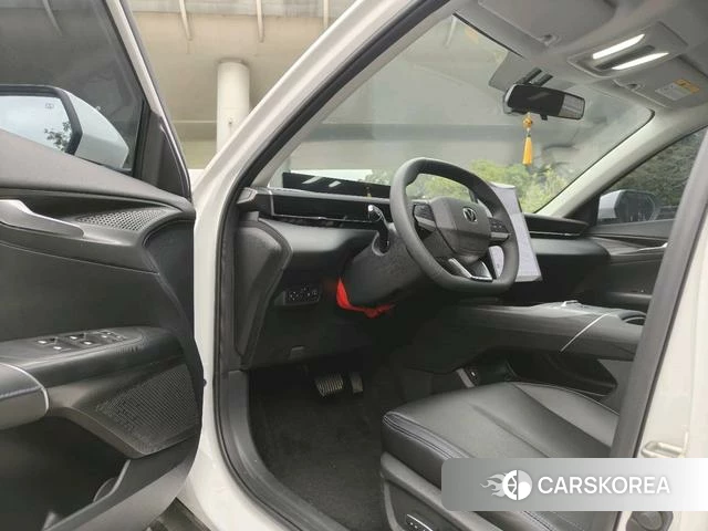 Chang'an Yidong PHEV 2025 Белый из Китая, фото 3
