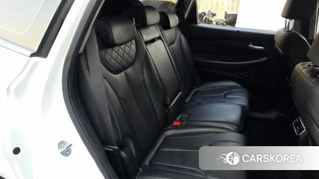 Hyundai The New Santa Fe 2023 Белый из Кореи, фото 3