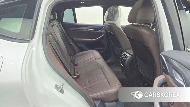 BMW X4 (G02) 2023 Белый из Кореи, фото 3