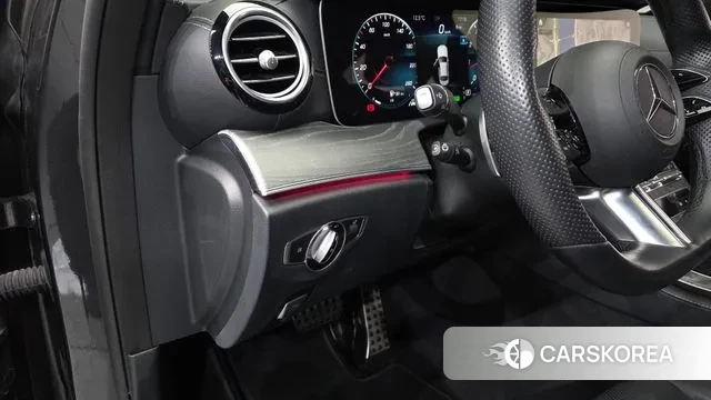 Mercedes-Benz E-Class W213 2022 Серый из Кореи, фото 3