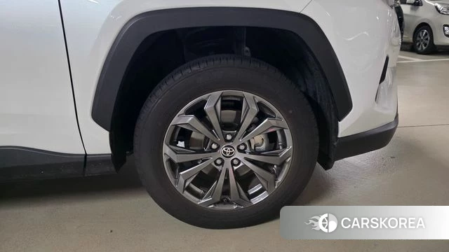 Toyota RAV4 5th Generation 2024 Белый из Кореи, фото 3