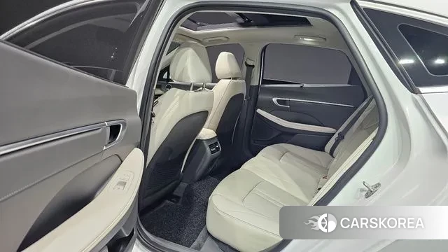 Hyundai Sonata D Edge (DN8) 2023 Белый из Кореи, фото 3