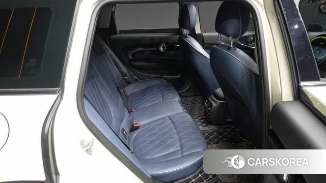 Mini Cooper S Clubman 2022 Жемчужный цвет из Кореи, фото 3