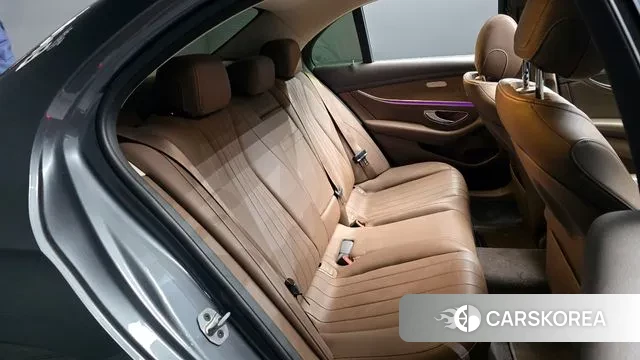 Mercedes-Benz E-Class W213 2019 Серый из Кореи, фото 3