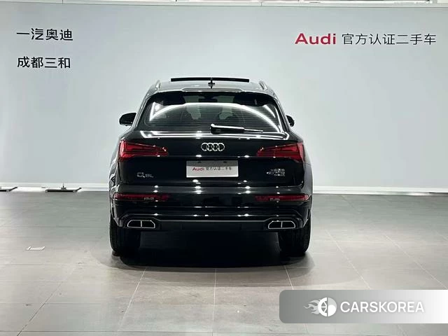 Audi Q5L 2024 Черный из Китая, фото 3