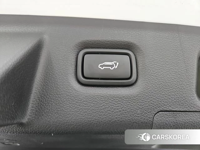 Hyundai The New Santa Fe 2023 Белый из Кореи, фото 3