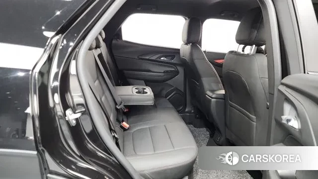 Chevrolet (GM Daewoo) The New Trail Blazer 2023 Черный из Кореи, фото 3