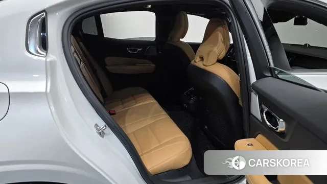 Volvo S60 3rd generation id 3479770 из Кореи 3