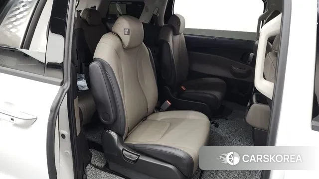 Kia The New Carnival 4th Generation 2025 Белый из Кореи, фото 3