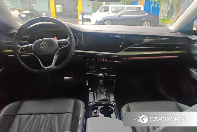 Volkswagen Passat 2022 Черный из Китая, фото 2