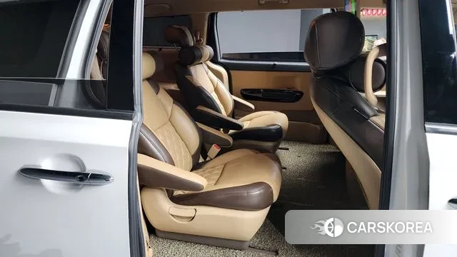 Kia The New Carnival 2019 Белый из Кореи, фото 3