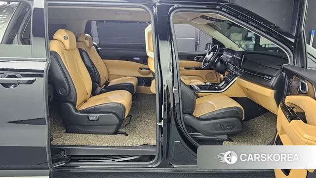 Kia Carnival 4th generation 2023 Черный из Кореи, фото 3