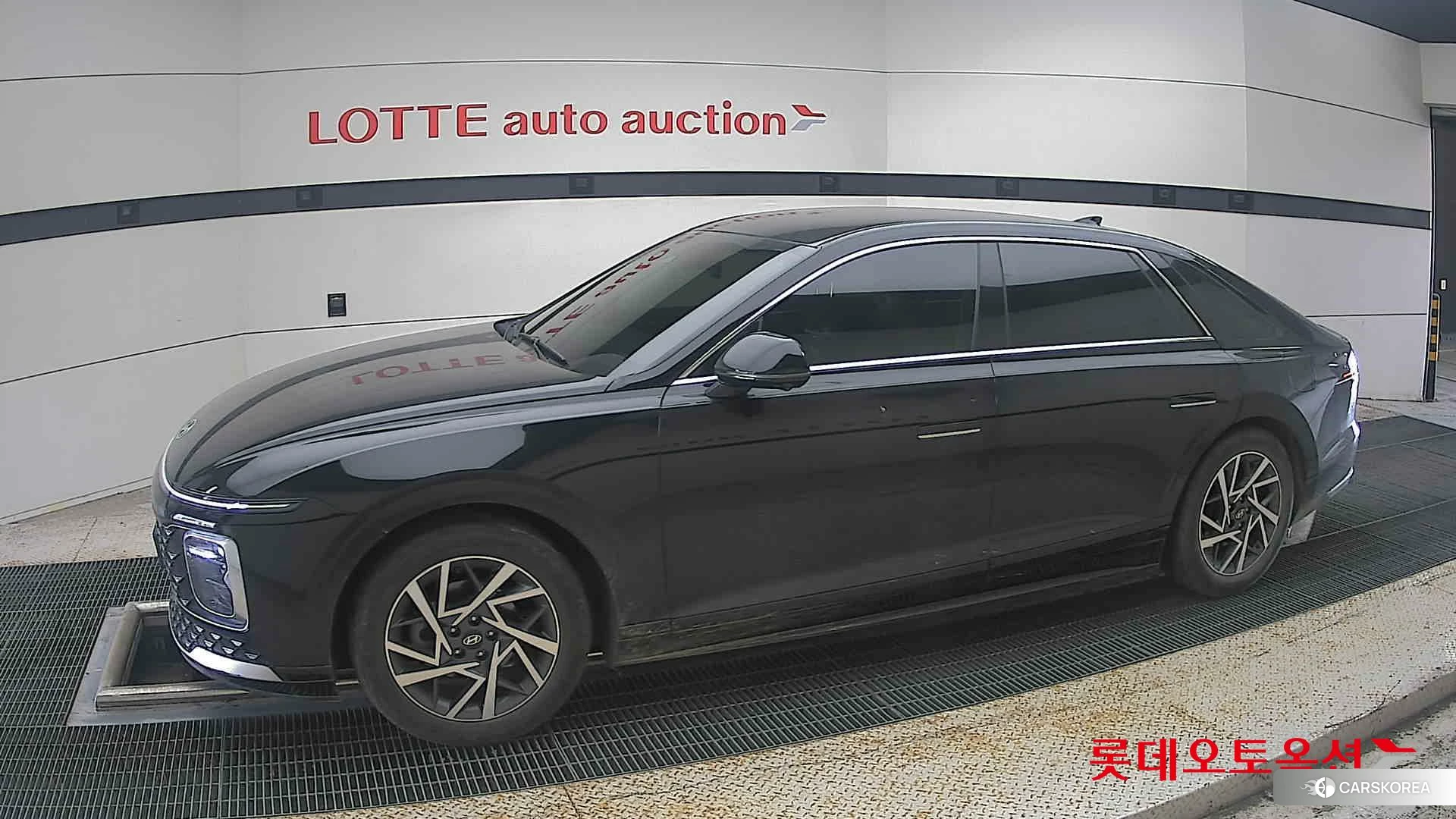 Hyundai Grandeur Hybrid 2023 Abyss Black Pearl из Кореи, фото 3
