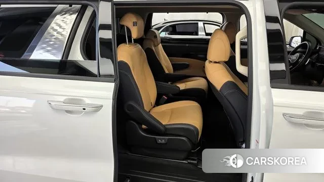 Kia Carnival 4th generation 2023 Белый из Кореи, фото 3