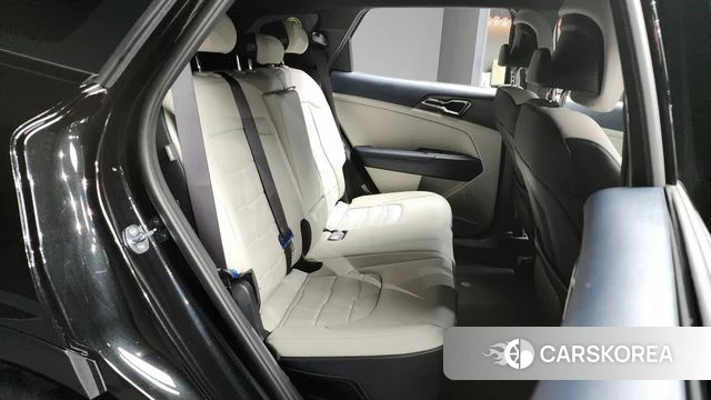 Kia The New Sportage 5th Generation Hybrid 2025 Черный из Кореи, фото 3