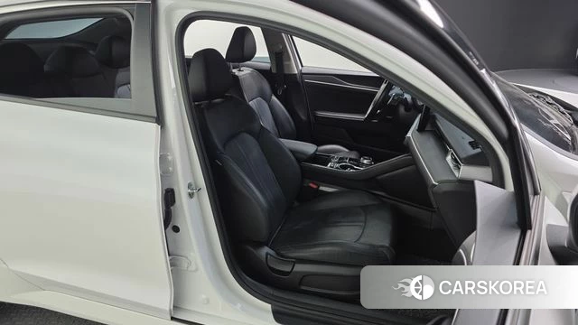 Kia K5 3rd generation 2022 Белый из Кореи, фото 3