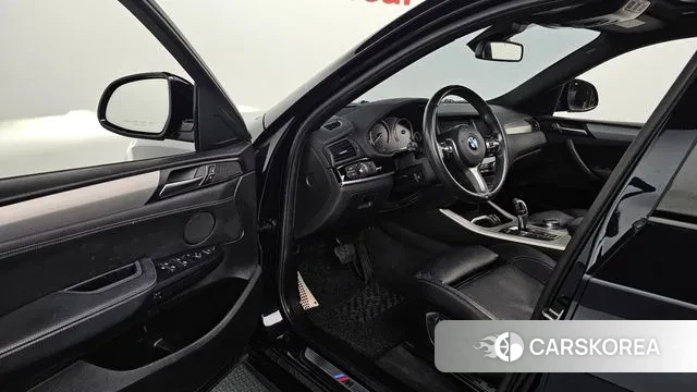 BMW X4 (F26) 2018 Черный из Кореи, фото 3