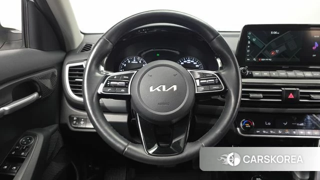 Kia Seltos 2021 Белый из Кореи, фото 3