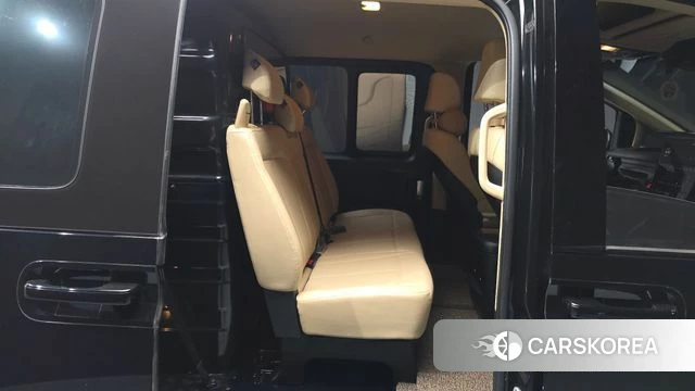 Hyundai Staria 2024 Черный из Кореи, фото 3