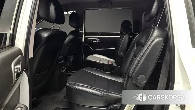 Ssangyong Korando Turismo 2018 Белый из Кореи, фото 3