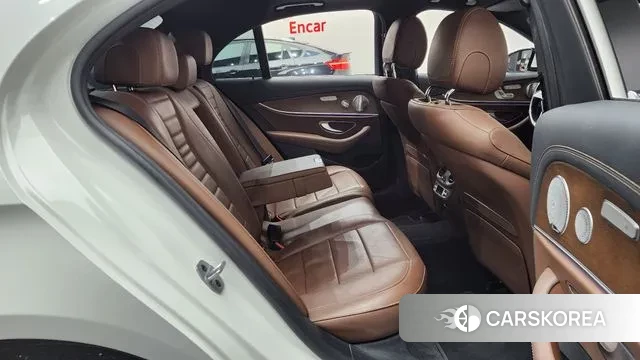 Mercedes-Benz E-Class W213 2020 Белый из Кореи, фото 3