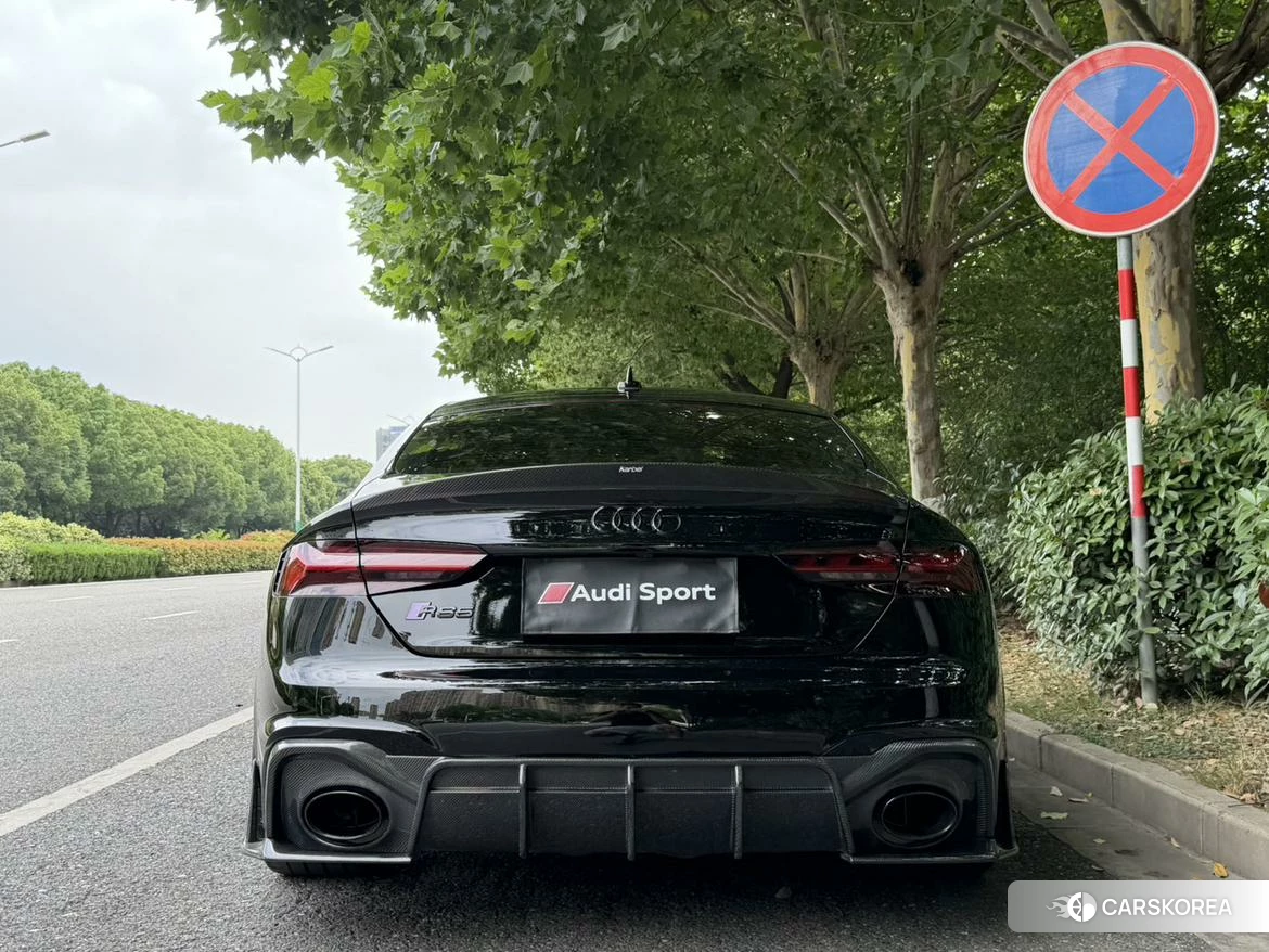 Audi RS 5 2023 Черный из Китая, фото 3