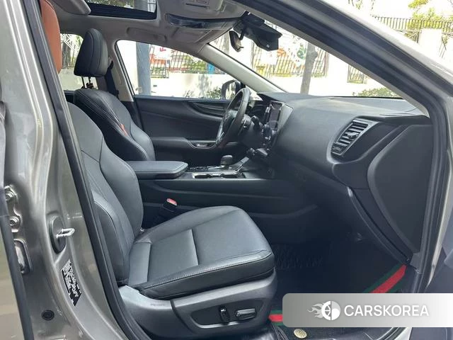 Lexus NX 2023 Серебристо-серый из Китая, фото 3