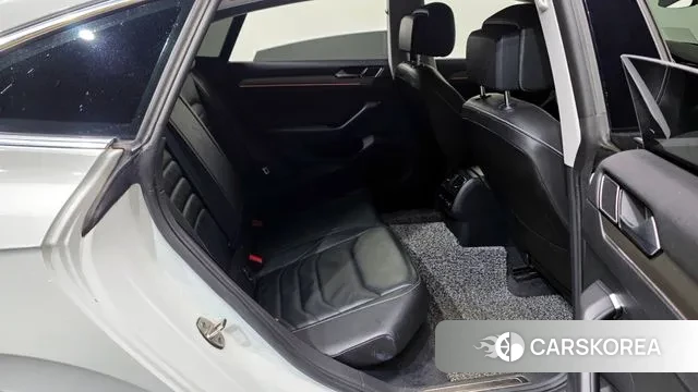 Volkswagen Arteon 2019 Белый из Кореи, фото 3