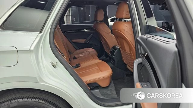 Audi Q5 (FY) 2021 Белый из Кореи, фото 3