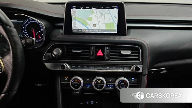 Genesis G70 2018 Синий из Кореи, фото 3