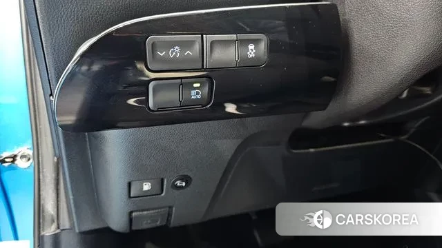 Toyota Prius 4th Generation 2021 Синий из Кореи, фото 3