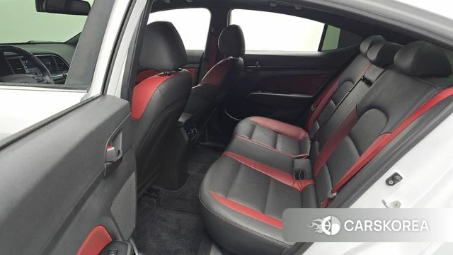 Hyundai Avante AD 2018 Белый из Кореи, фото 3