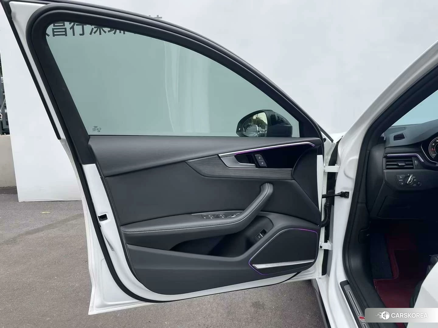 Audi A4L 2023 Белый из Китая, фото 3