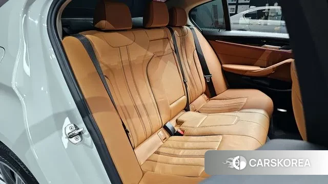 BMW 5 Series (G30) id 3292023 из Кореи 3