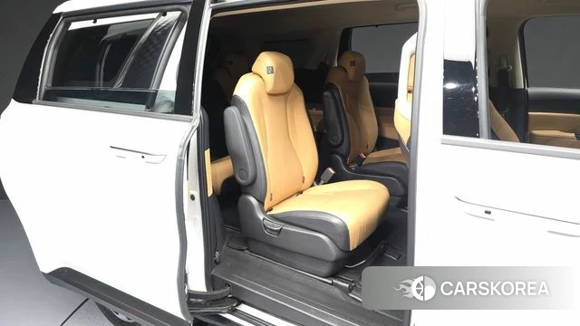 Kia Carnival 4th generation 2022 Белый из Кореи, фото 3