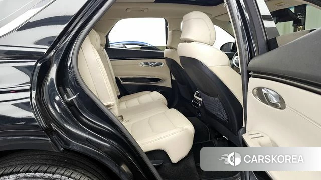 Genesis GV70 2021 Черный из Кореи, фото 3