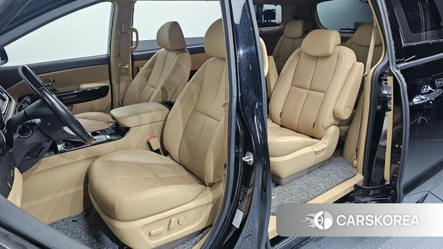 Kia The New Carnival 2018 Черный из Кореи, фото 3