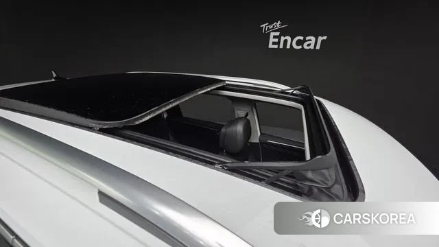 Volkswagen Tiguan second Generation 2023 Белый из Кореи, фото 3