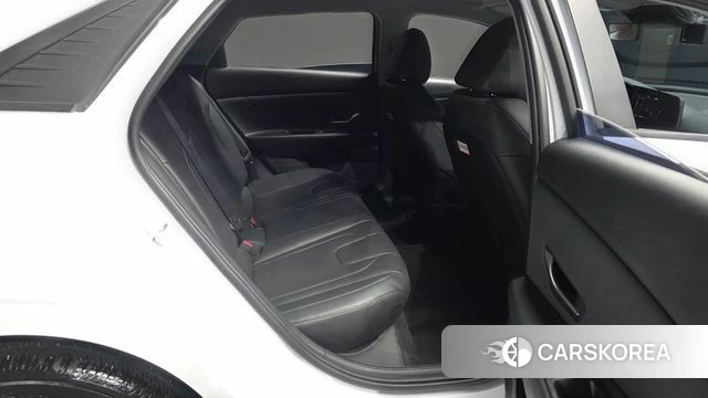 Hyundai Avante (CN7) 2023 Белый из Кореи, фото 3