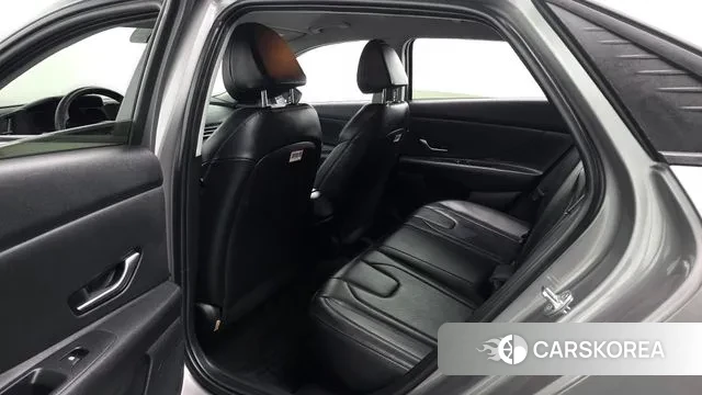 Hyundai Avante Hybrid (CN7) 2022 Серый из Кореи, фото 3