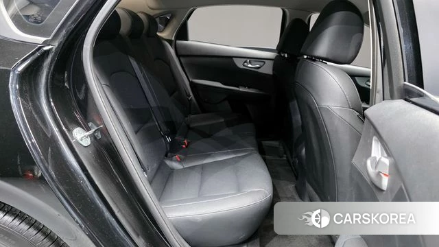 Kia The New K3 2nd generation 2024 Черный из Кореи, фото 3