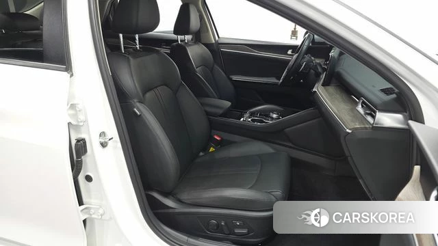 Kia K5 3rd generation 2022 Белый из Кореи, фото 3