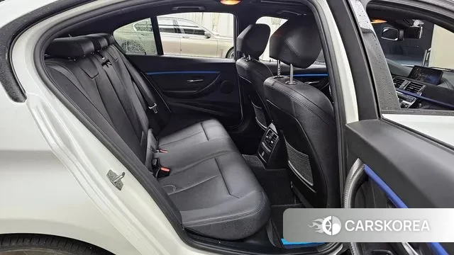 BMW 3 Series (F30) 2018 Белый из Кореи, фото 3