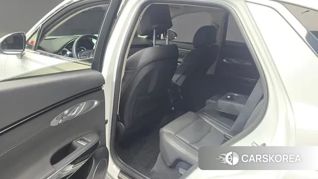 Genesis GV70 2022 Белый из Кореи, фото 3